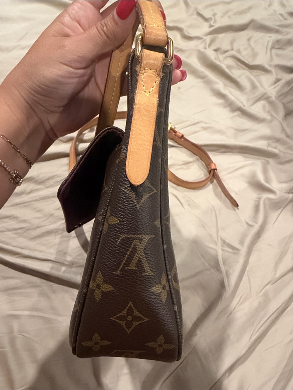 🤎Louis Vuitton crossbody bag LV Monogram bum bag zip messenger bag travel bag - Picture 13 of 17